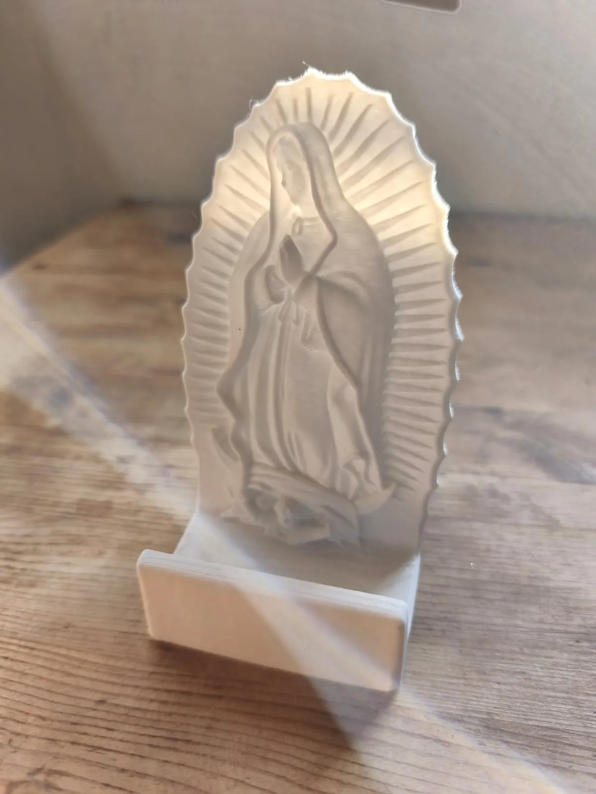 Base para celular religiosa – impresión 3D en PETG, Crogrid Saltillo