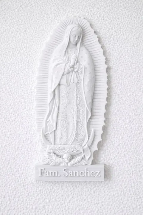 Colgante Virgen de Guadalupe – impresión 3D en PETG, Crogrid Saltillo
