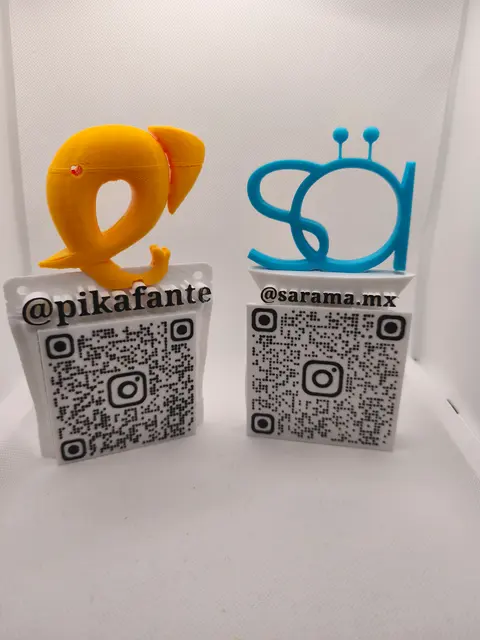 Stand QR para tu negocio – impresión 3D en PETG, Crogrid Saltillo